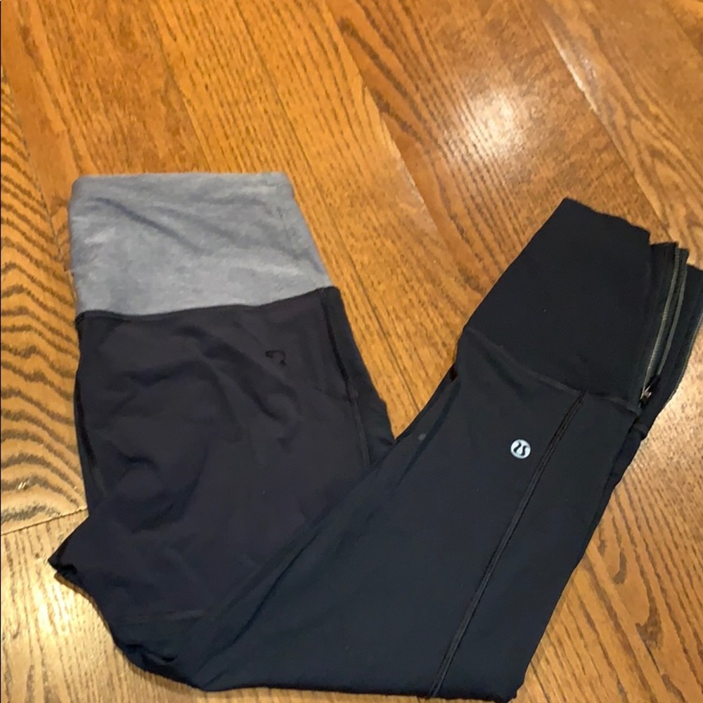 Lululemon pants - Picture 3 of 6
